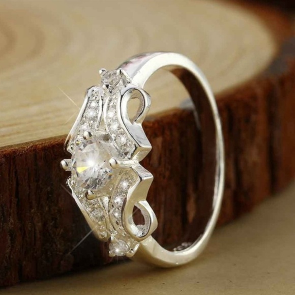 White Sapphire Ring - Picture 2 of 8